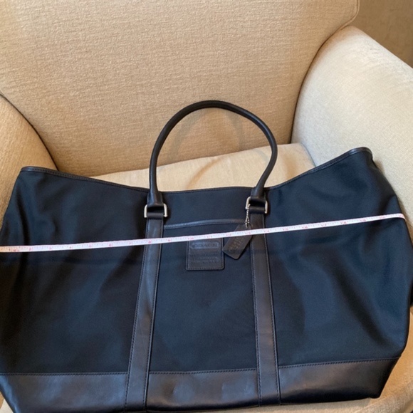 Coach XL Travel Shoulder Tote - Picture 15 of 15